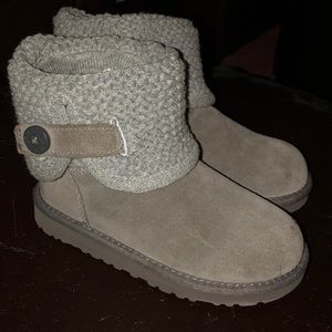 Grey Uggs